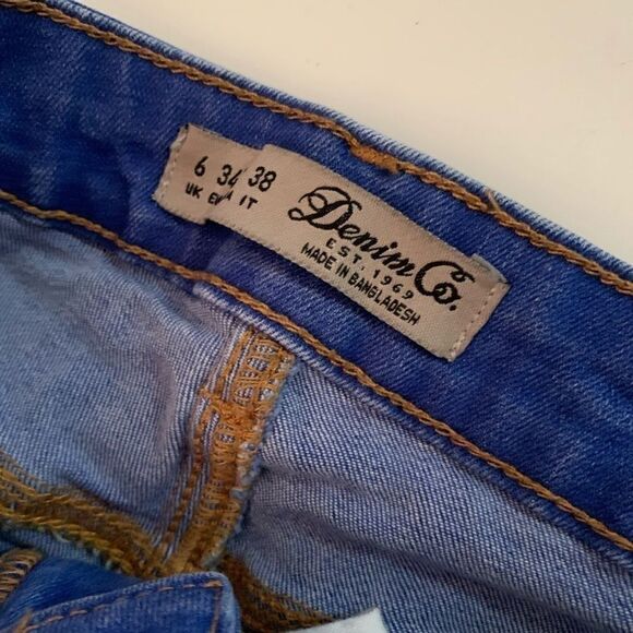 HIGH WAIST JEANS - Picture 7 of 8